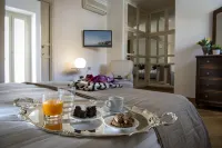 Residence Torremuzza - Charming House in the Heart of Palermo with Lovely View
