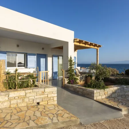 Alsea Seafront Apartments