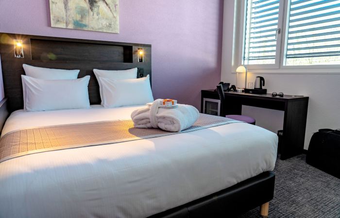 Nash Pratik Hotel