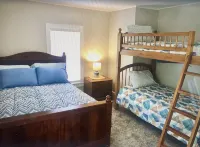 Renovated Home in Heart of Bemus Point, Large Yard-Fire Pit- 3-4 Bedrooms