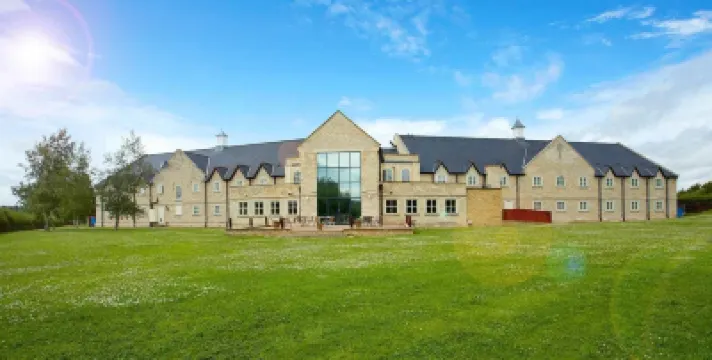 Best Western Plus Pastures Hotel Hotels in 