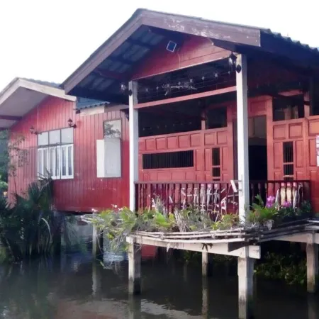 Baanbon Homestay