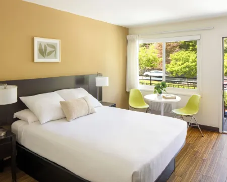 Park Lane Suites & Inn Hotels in Portland