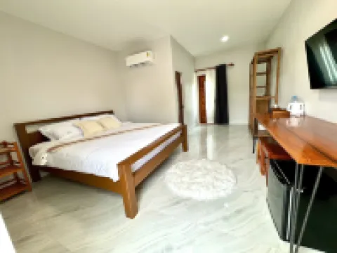 บ้านกานดา โรงแรมในอำเภอ เซกา