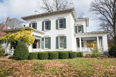 Canandaigua Guesthouse Hotels in Canandaigua