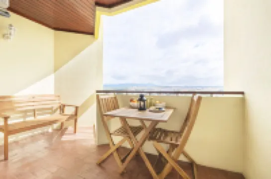 Olala Equador Studios