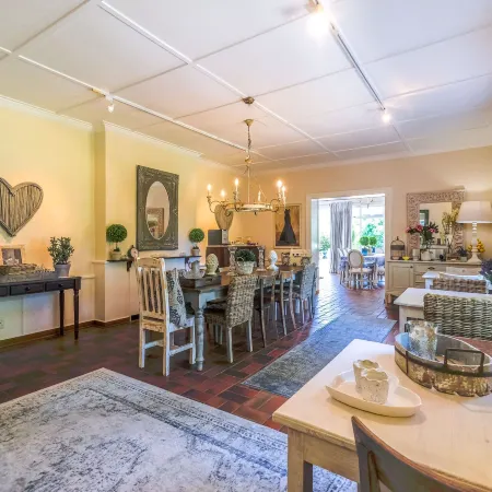 Oude Berg Guesthouse - 10 Caledon Street