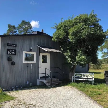 STF Hostel Lärbro/Grannen
