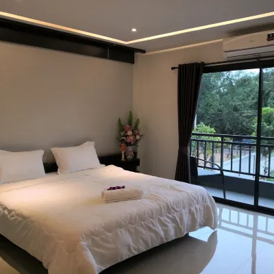 Shinjo Grand Boutique Hotels near Wat Mokkha Wanaram: Meditation Retreat Center, Khon Kaen City