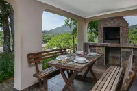 Hazyview Cabanas - พร้อมอาหารเช้า