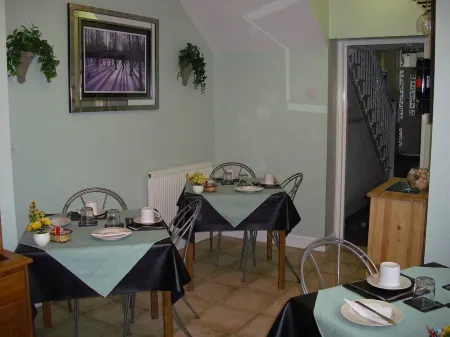 Elmswood Guest House Отели рядом с достопримечательностью «South Shields Museum & Art Gallery»