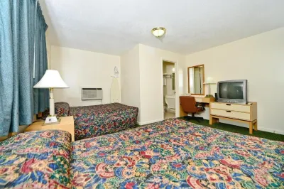 Best Way Inn Hotels near Garden's Dream Cromwell