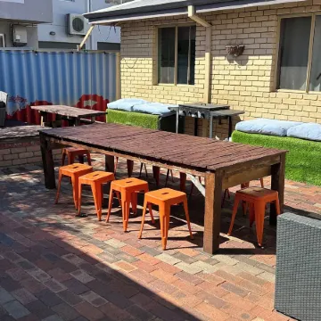 Shiralee Hostel -Note - Valid Passport Required to Check IN