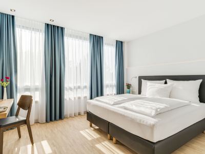 Hotel-Etage Apfelrot