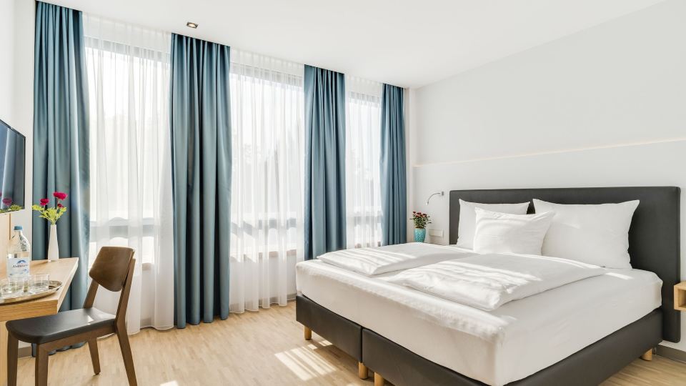 Hotel-Etage Apfelrot