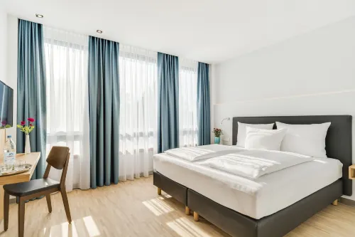 Hotel-Etage Apfelrot