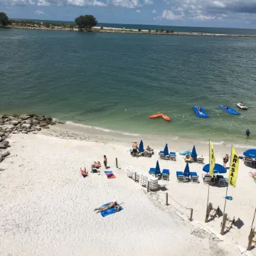 Gulfview Hotel - on the Beach