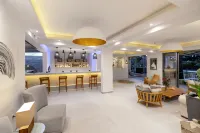 La Stella Suites