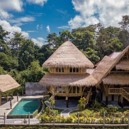 Le Sabot Ubud Отели рядом с достопримечательностью «Пенестанан»