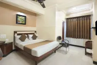 Mannars Yatri Nivas Hotel