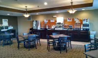 Holiday Inn Express DEVILS LAKE by IHG - breakfast