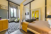 Snob Luxury Suite
