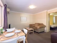 Villa Nova Motel Hotels in South Toowoomba