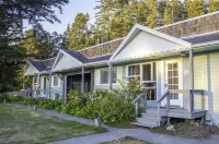 Inn at Schoolhouse Creek