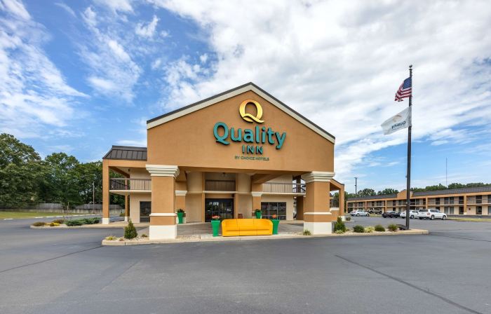 Quality Inn of Paris, TN