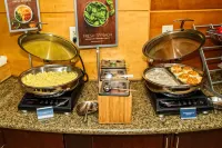 SpringHill Suites New Bern - breakfast