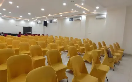 Urbanview Hotel Harapan Palopo