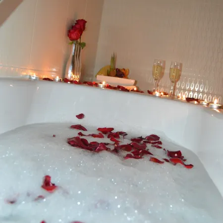 Markazia Suites