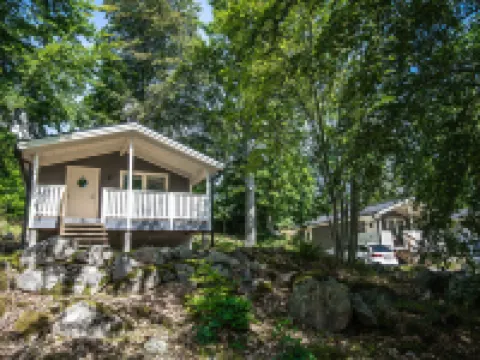 コレヴィクス キャンピング オーク ストゥギュビー AB カールスハムンのホテル