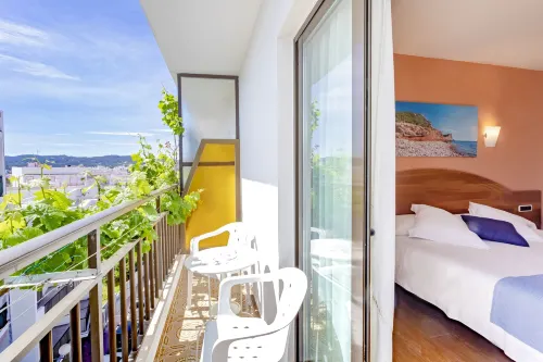 Hostal Manolita - 2-Star