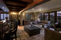 The Highlander Hotel Dullstroom Hotels in Dullstroom