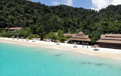 Victoria Cliff Nyaung Oo Phee Island - Pools