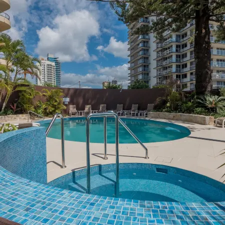 Norfolk Luxury Beachfront Apartments Main Beach