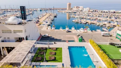 Moon Hotel & Spa. Hotels in La Envia