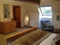 Lochview Guesthouse Hotels near Castle Leod