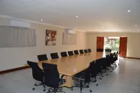 Airport Gardens Boutique Hotel Hotels in Boksburg