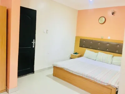 De Man Hotel Hotels near Abule Eko Bus-Stop