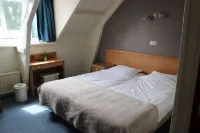 Hotel "De Klok"