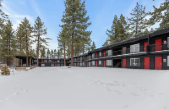 太浩湖安布薩多汽車旅館