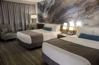 Angel of the Winds Casino Resort Hotels near Seattle Premium Outlets