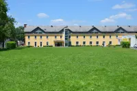 Carré Py' Hôtel Hotels in Bagnères-de-Bigorre