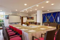 Laguna Beach Hotel & Spa Hotels in Grand River South East