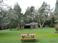 Shakti Cove Cottages Hotels in Pacific County
