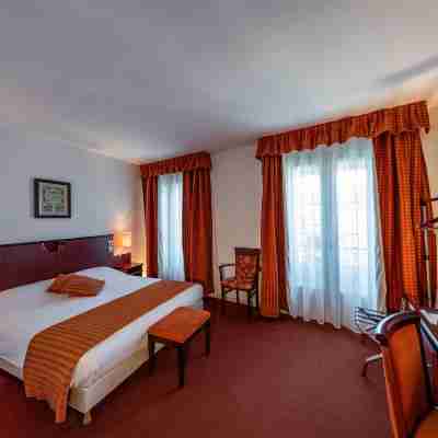 Noemys Néris Les Bains - hôtel restaurant Rooms