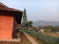 Mong Homestay Resort