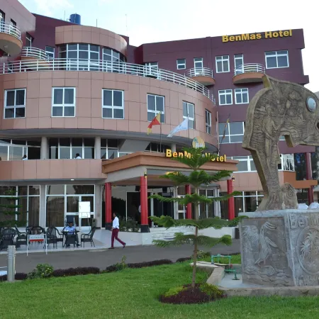 BenMas Hotel